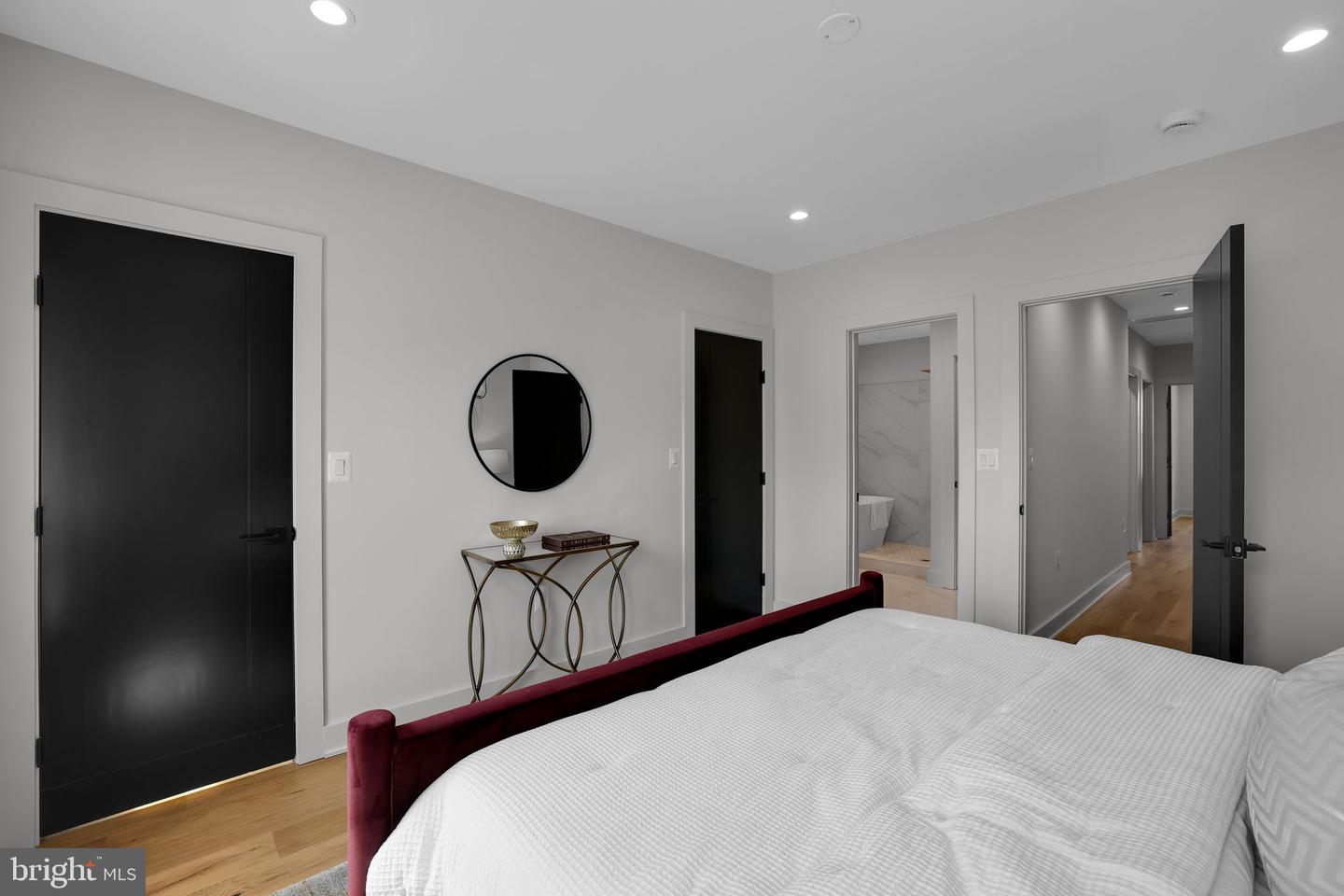 1822 A ST SE, WASHINGTON, District Of Columbia 20003, 4 Bedrooms Bedrooms, ,3 BathroomsBathrooms,Residential,For sale,1822 A ST SE,DCDC2215744 MLS # DCDC2215744
