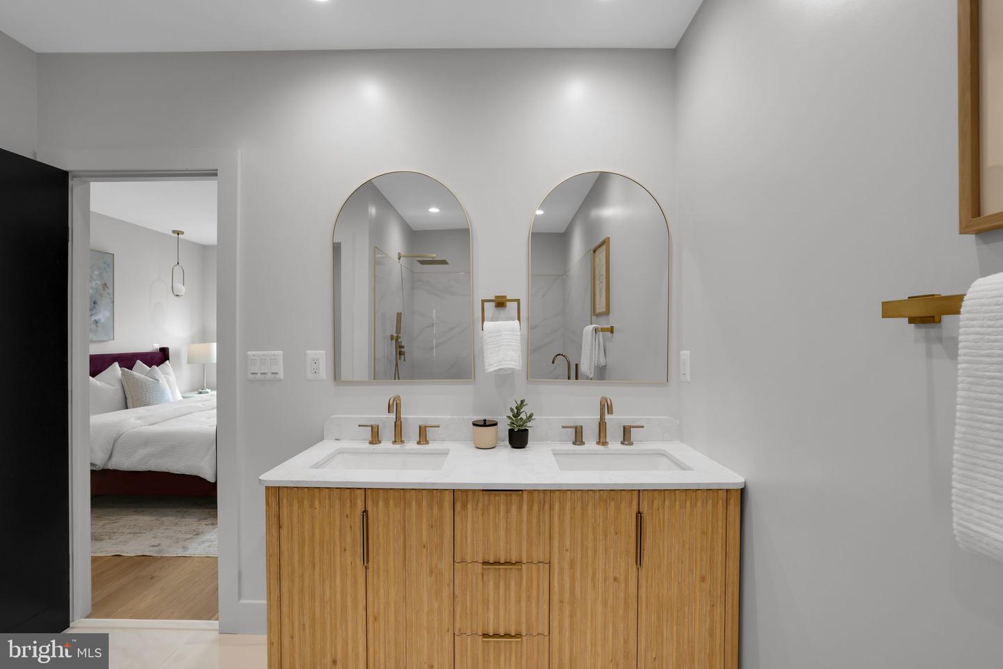 1822 A ST SE, WASHINGTON, District Of Columbia 20003, 4 Bedrooms Bedrooms, ,3 BathroomsBathrooms,Residential,For sale,1822 A ST SE,DCDC2215744 MLS # DCDC2215744