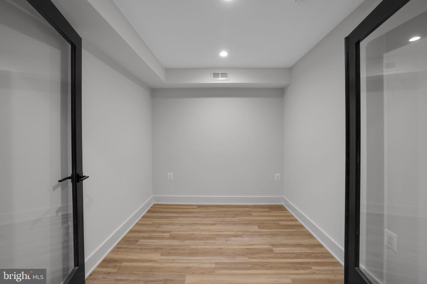 1822 A ST SE, WASHINGTON, District Of Columbia 20003, 4 Bedrooms Bedrooms, ,3 BathroomsBathrooms,Residential,For sale,1822 A ST SE,DCDC2215744 MLS # DCDC2215744