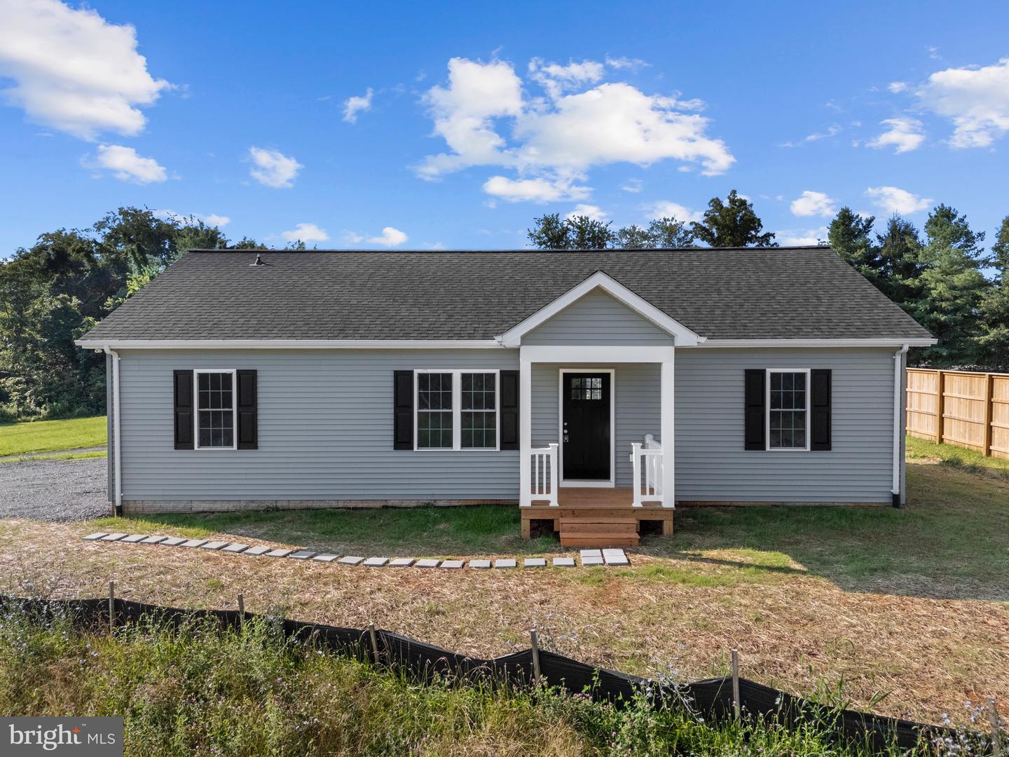 33 BARRINGTON DR, STANARDSVILLE, Virginia 22973, 3 Bedrooms Bedrooms, ,2 BathroomsBathrooms,Residential,For sale,33 BARRINGTON DR,VAGR2000716 MLS # VAGR2000716
