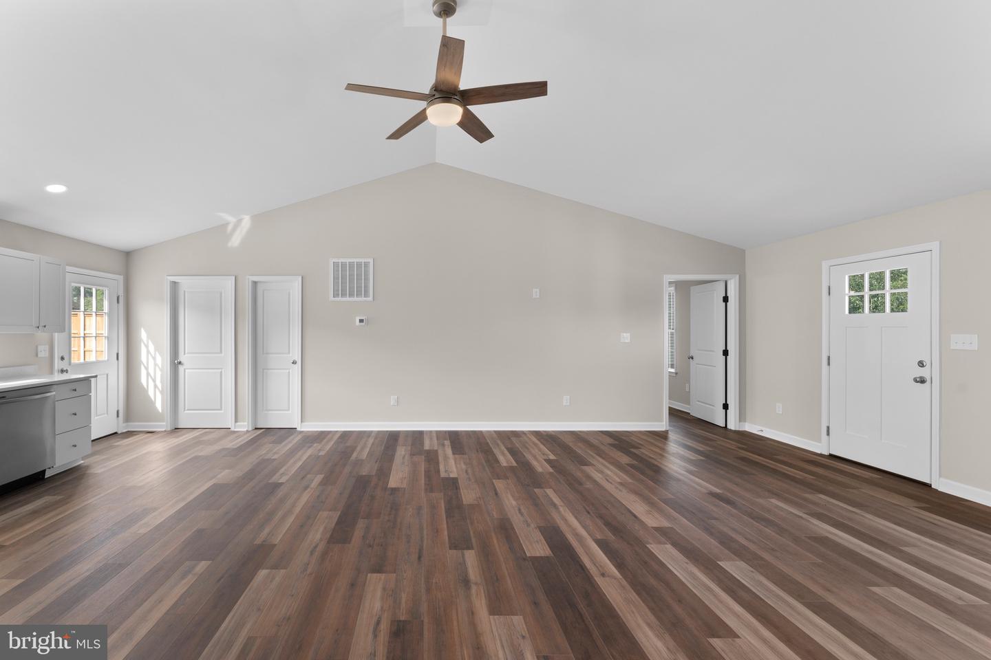 33 BARRINGTON DR, STANARDSVILLE, Virginia 22973, 3 Bedrooms Bedrooms, ,2 BathroomsBathrooms,Residential,For sale,33 BARRINGTON DR,VAGR2000716 MLS # VAGR2000716
