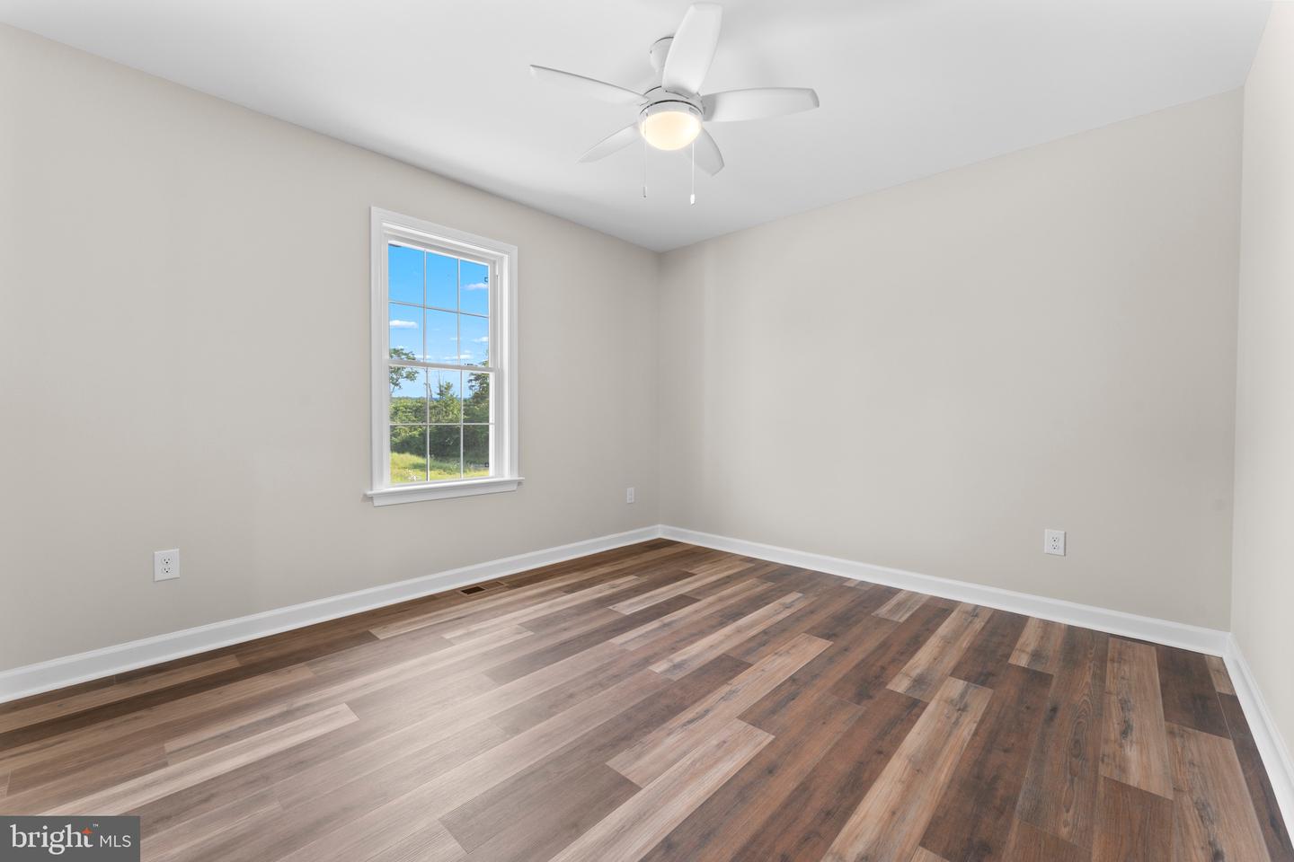 33 BARRINGTON DR, STANARDSVILLE, Virginia 22973, 3 Bedrooms Bedrooms, ,2 BathroomsBathrooms,Residential,For sale,33 BARRINGTON DR,VAGR2000716 MLS # VAGR2000716