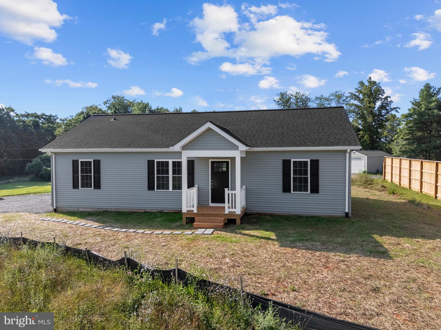 33 BARRINGTON DR, STANARDSVILLE, Virginia 22973, 3 Bedrooms Bedrooms, ,2 BathroomsBathrooms,Residential,For sale,33 BARRINGTON DR,VAGR2000716 MLS # VAGR2000716