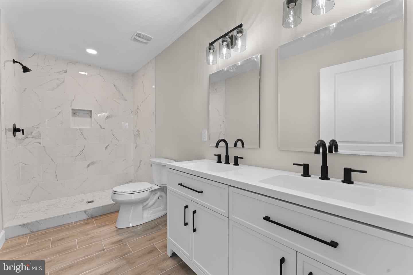 33 BARRINGTON DR, STANARDSVILLE, Virginia 22973, 3 Bedrooms Bedrooms, ,2 BathroomsBathrooms,Residential,For sale,33 BARRINGTON DR,VAGR2000716 MLS # VAGR2000716