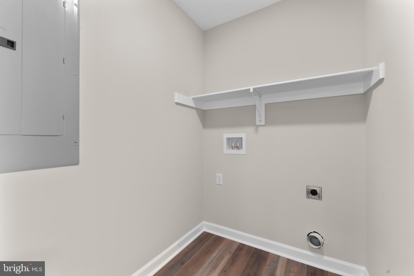 33 BARRINGTON DR, STANARDSVILLE, Virginia 22973, 3 Bedrooms Bedrooms, ,2 BathroomsBathrooms,Residential,For sale,33 BARRINGTON DR,VAGR2000716 MLS # VAGR2000716