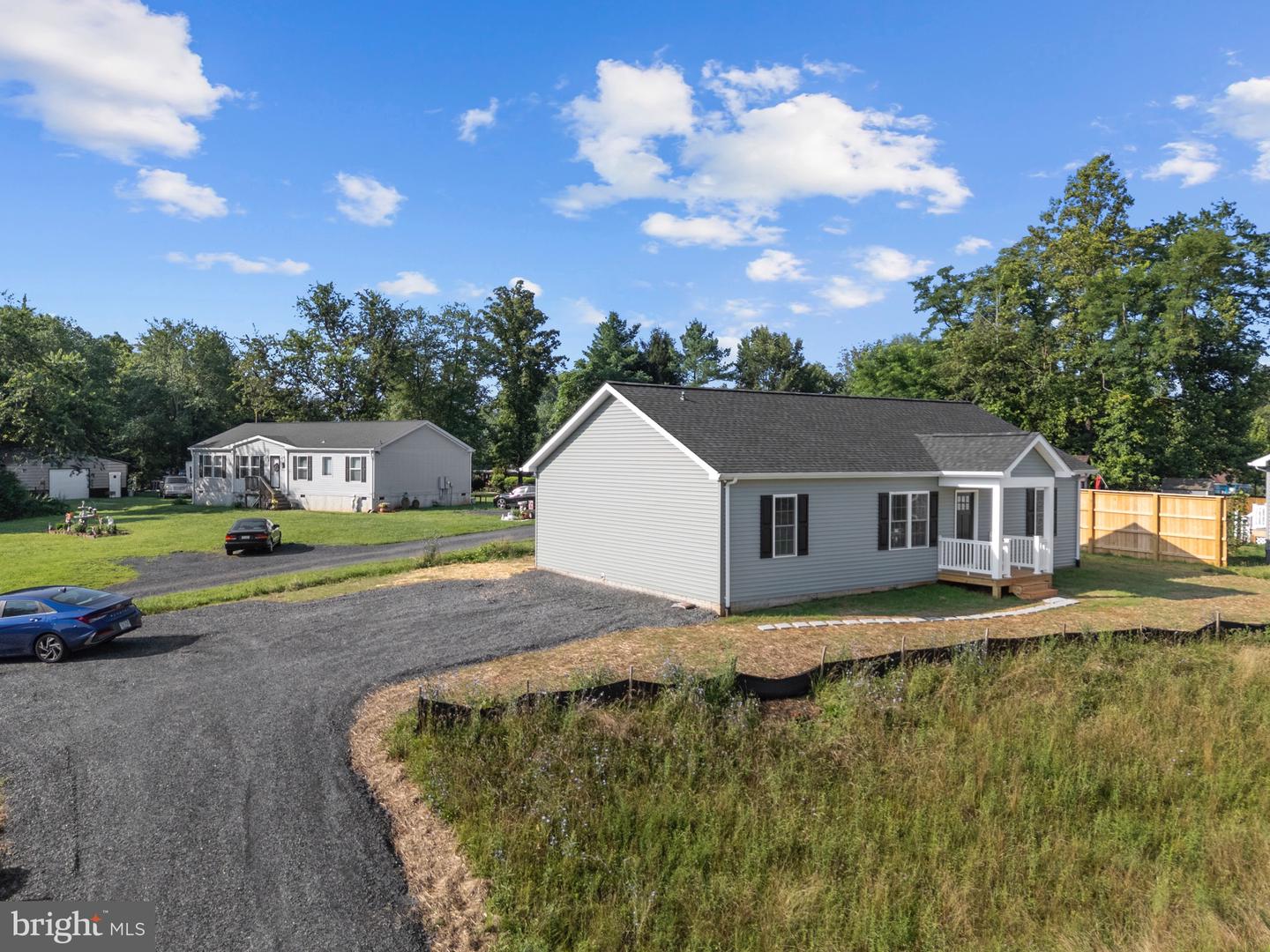 33 BARRINGTON DR, STANARDSVILLE, Virginia 22973, 3 Bedrooms Bedrooms, ,2 BathroomsBathrooms,Residential,For sale,33 BARRINGTON DR,VAGR2000716 MLS # VAGR2000716