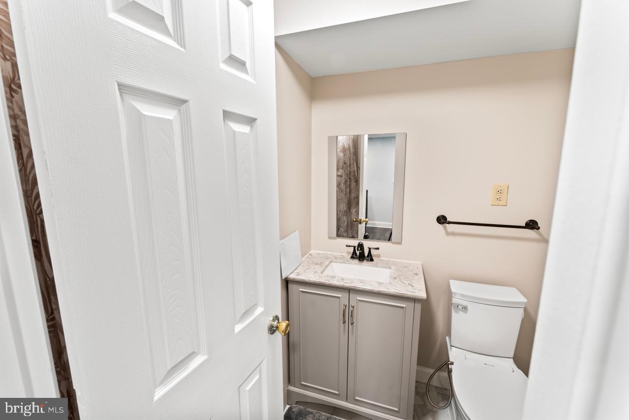 14526 FULLERTON RD, WOODBRIDGE, Virginia 22193, 4 Bedrooms Bedrooms, ,2 BathroomsBathrooms,Residential,For sale,14526 FULLERTON RD,VAPW2093450 MLS # VAPW2093450