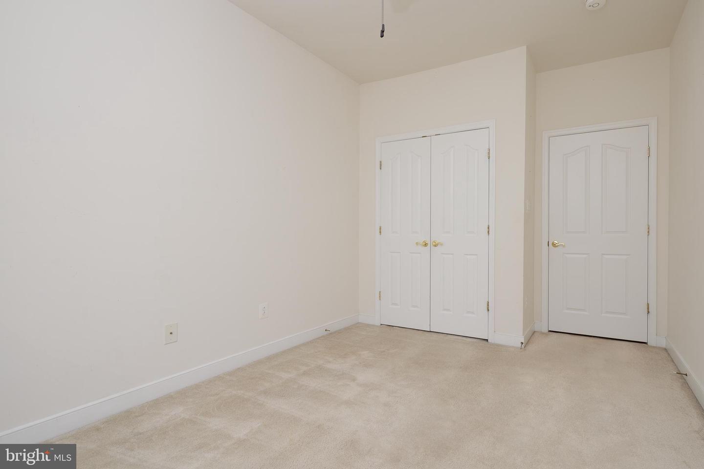 6037 CALUMET CT, GAINESVILLE, Virginia 20155, 2 Bedrooms Bedrooms, ,4 BathroomsBathrooms,Residential,For sale,6037 CALUMET CT,VAPW2097880 MLS # VAPW2097880