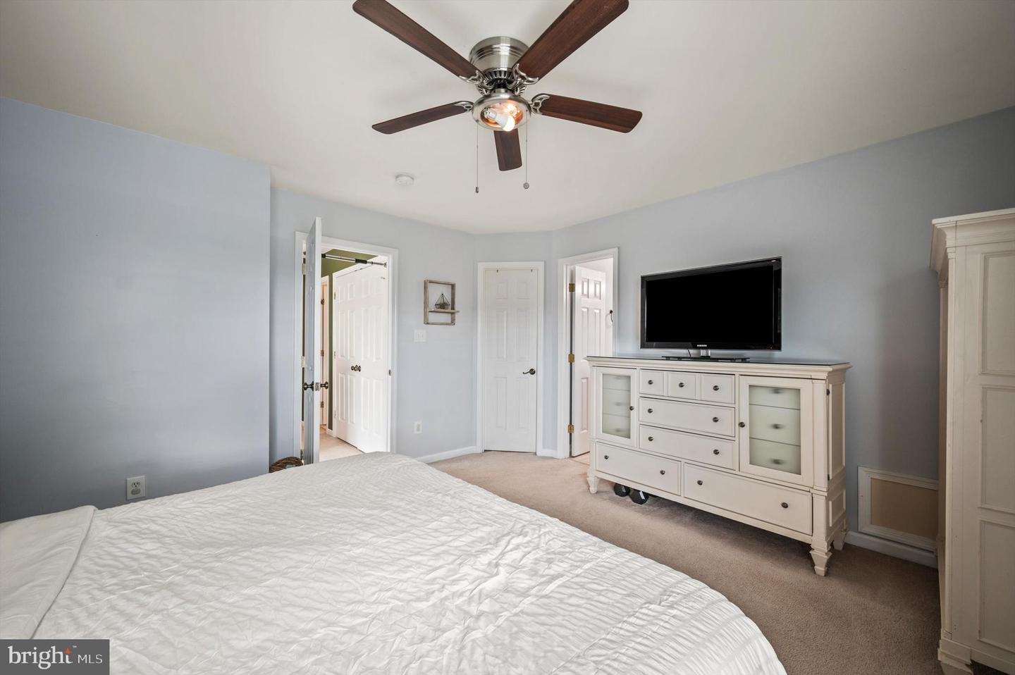 831 VANDERBILT TER SE, LEESBURG, Virginia 20175, 3 Bedrooms Bedrooms, ,2 BathroomsBathrooms,Residential,For sale,831 VANDERBILT TER SE,VALO2102564 MLS # VALO2102564
