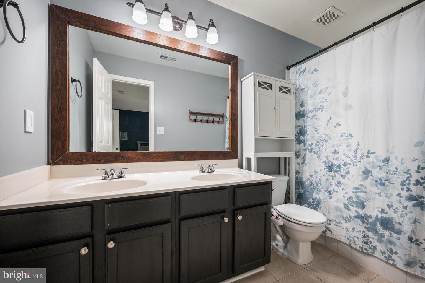831 VANDERBILT TER SE, LEESBURG, Virginia 20175, 3 Bedrooms Bedrooms, ,2 BathroomsBathrooms,Residential,For sale,831 VANDERBILT TER SE,VALO2102564 MLS # VALO2102564