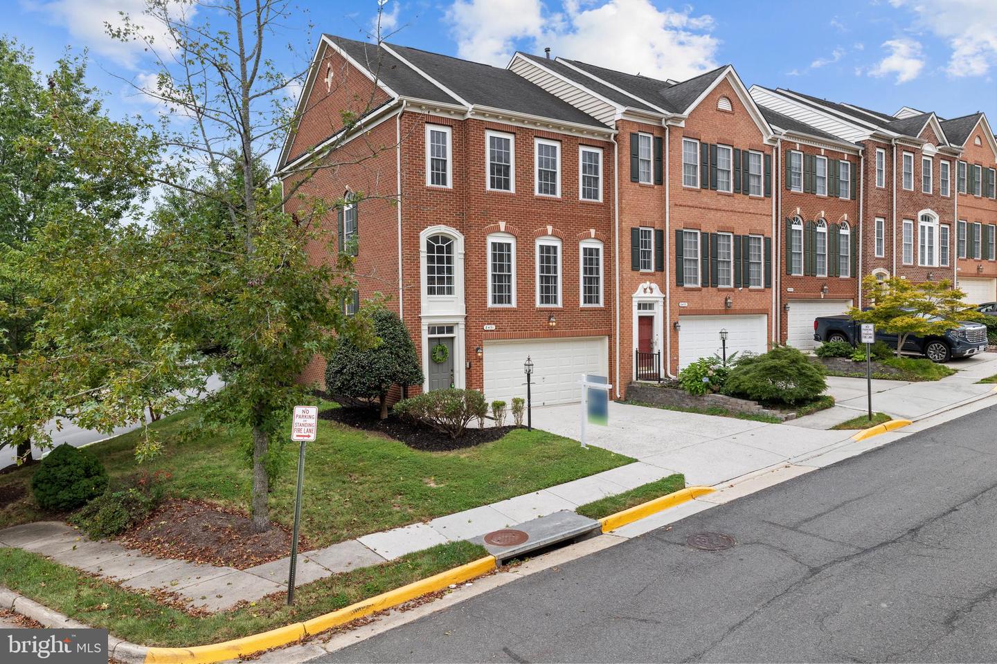 8431 KIRBY LIONSDALE DR, LORTON, Virginia 22079, 3 Bedrooms Bedrooms, ,2 BathroomsBathrooms,Residential,For sale,8431 KIRBY LIONSDALE DR,VAFX2258240 MLS # VAFX2258240