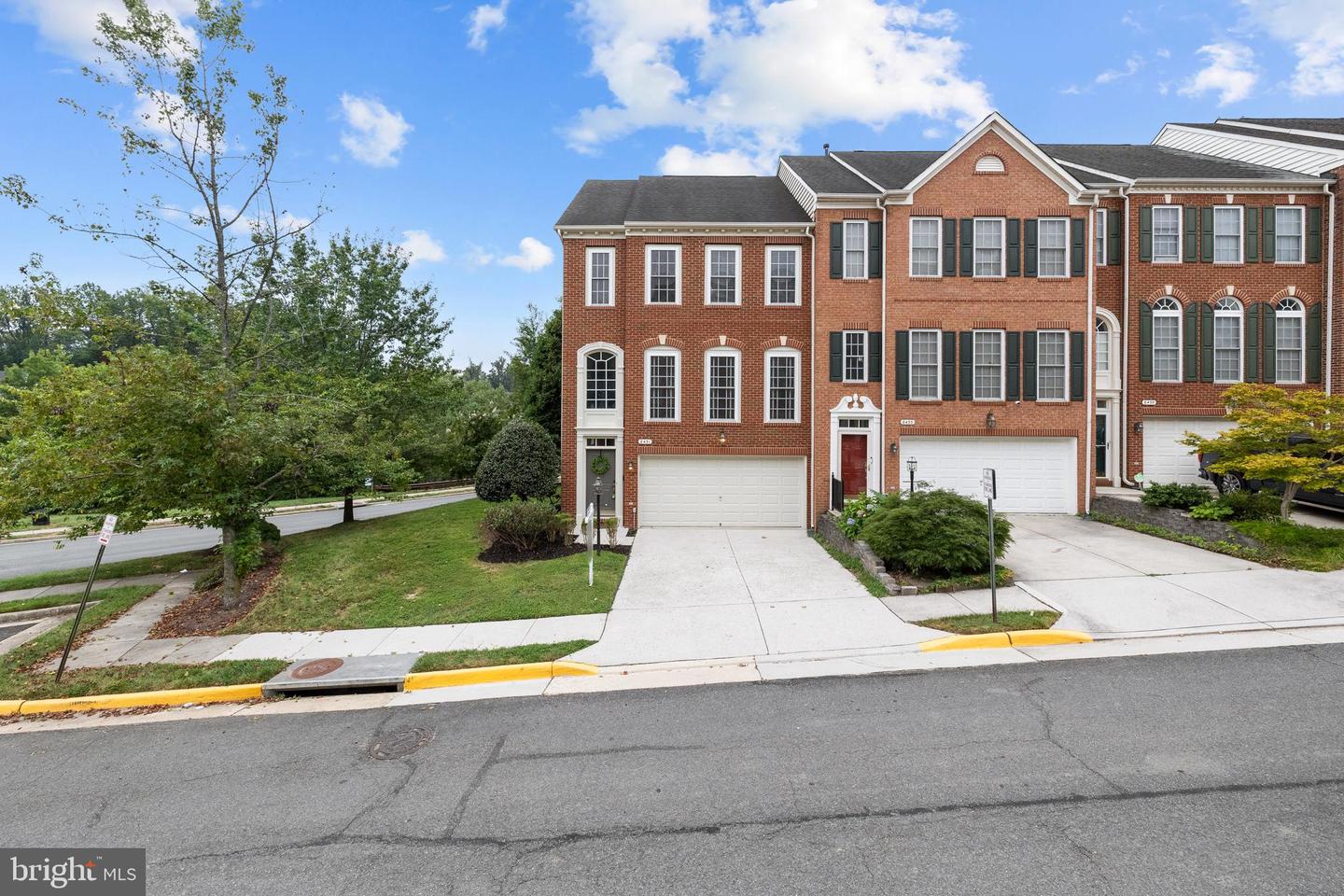 8431 KIRBY LIONSDALE DR, LORTON, Virginia 22079, 3 Bedrooms Bedrooms, ,2 BathroomsBathrooms,Residential,For sale,8431 KIRBY LIONSDALE DR,VAFX2258240 MLS # VAFX2258240