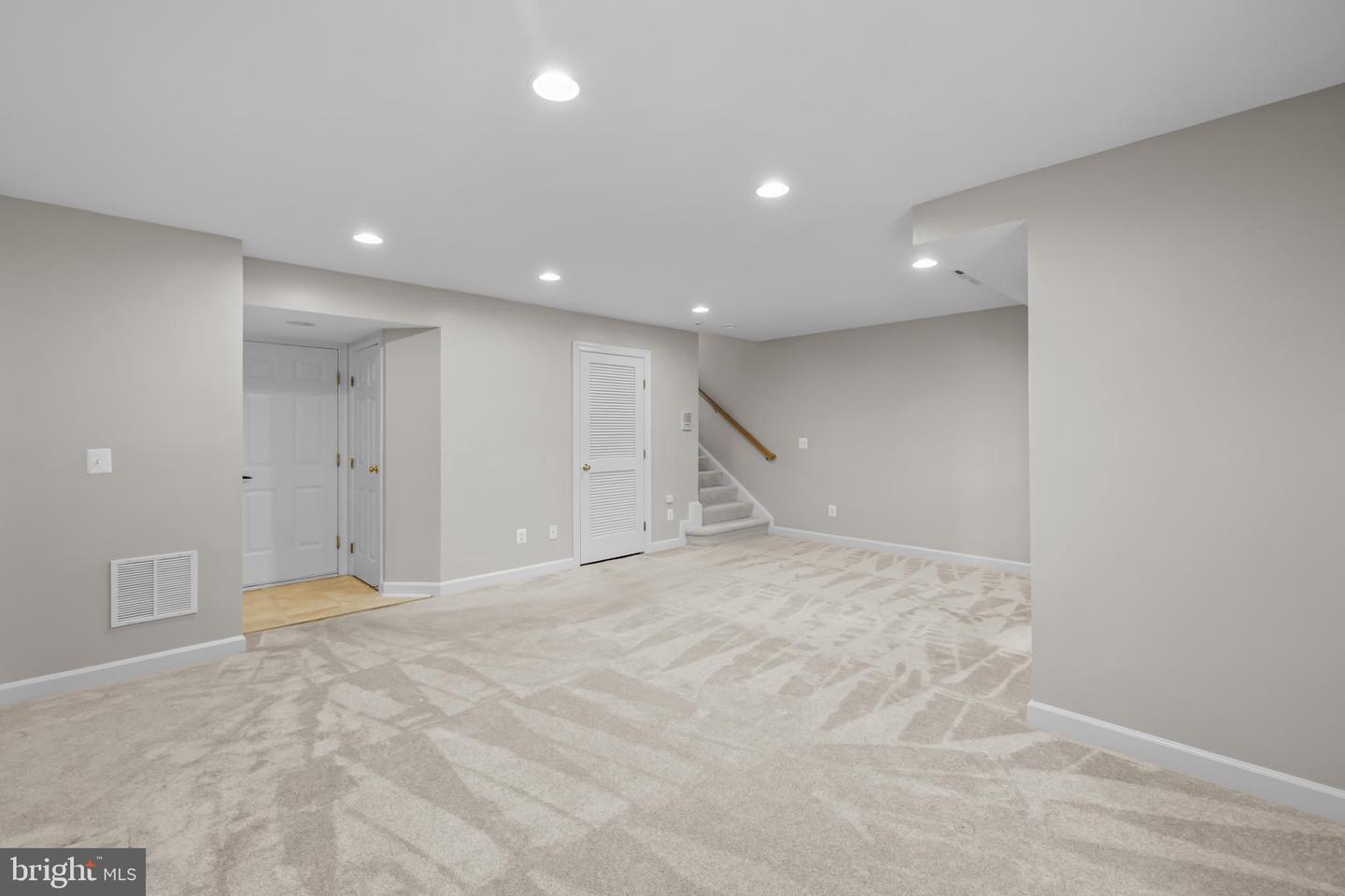 8431 KIRBY LIONSDALE DR, LORTON, Virginia 22079, 3 Bedrooms Bedrooms, ,2 BathroomsBathrooms,Residential,For sale,8431 KIRBY LIONSDALE DR,VAFX2258240 MLS # VAFX2258240