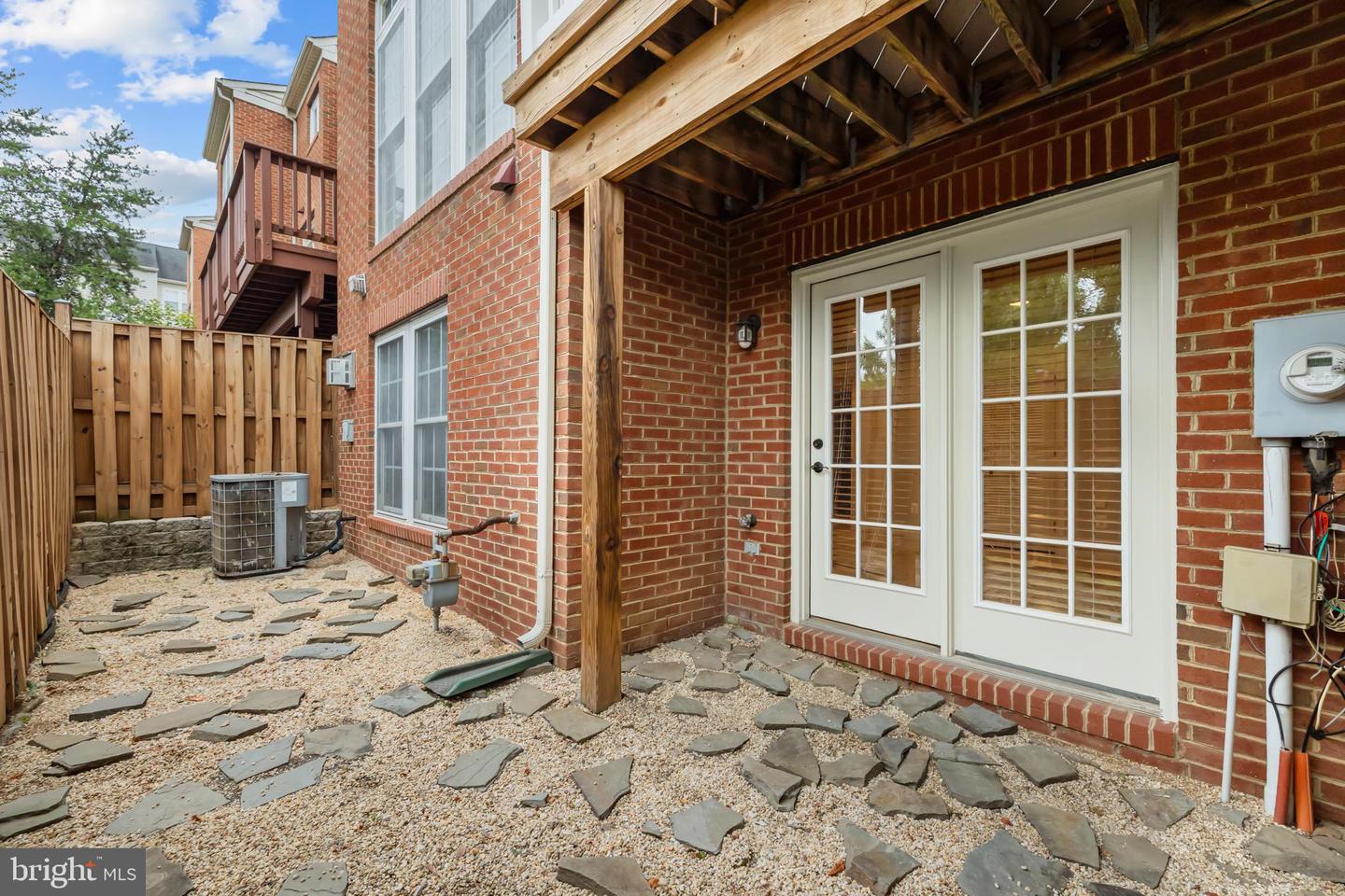 8431 KIRBY LIONSDALE DR, LORTON, Virginia 22079, 3 Bedrooms Bedrooms, ,2 BathroomsBathrooms,Residential,For sale,8431 KIRBY LIONSDALE DR,VAFX2258240 MLS # VAFX2258240