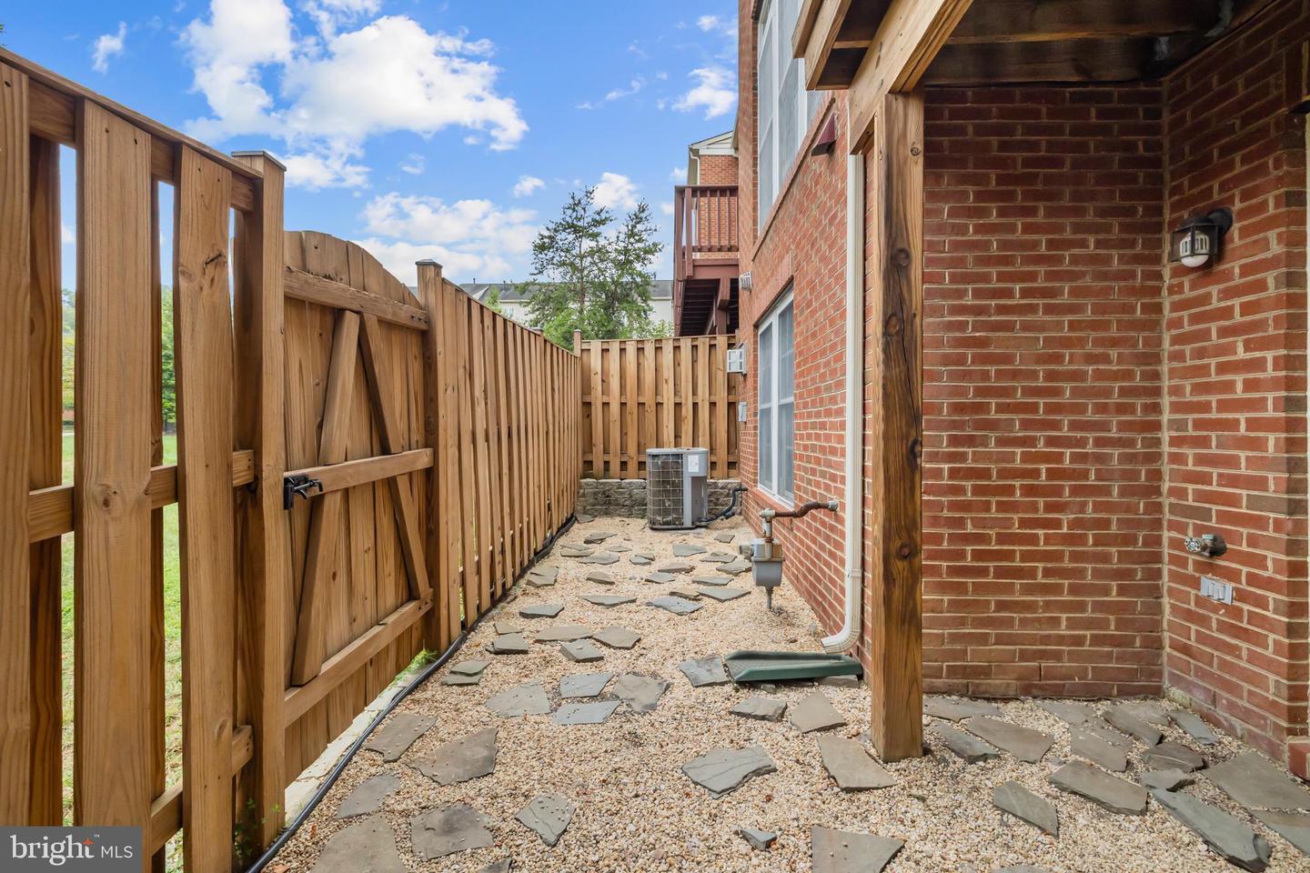 8431 KIRBY LIONSDALE DR, LORTON, Virginia 22079, 3 Bedrooms Bedrooms, ,2 BathroomsBathrooms,Residential,For sale,8431 KIRBY LIONSDALE DR,VAFX2258240 MLS # VAFX2258240