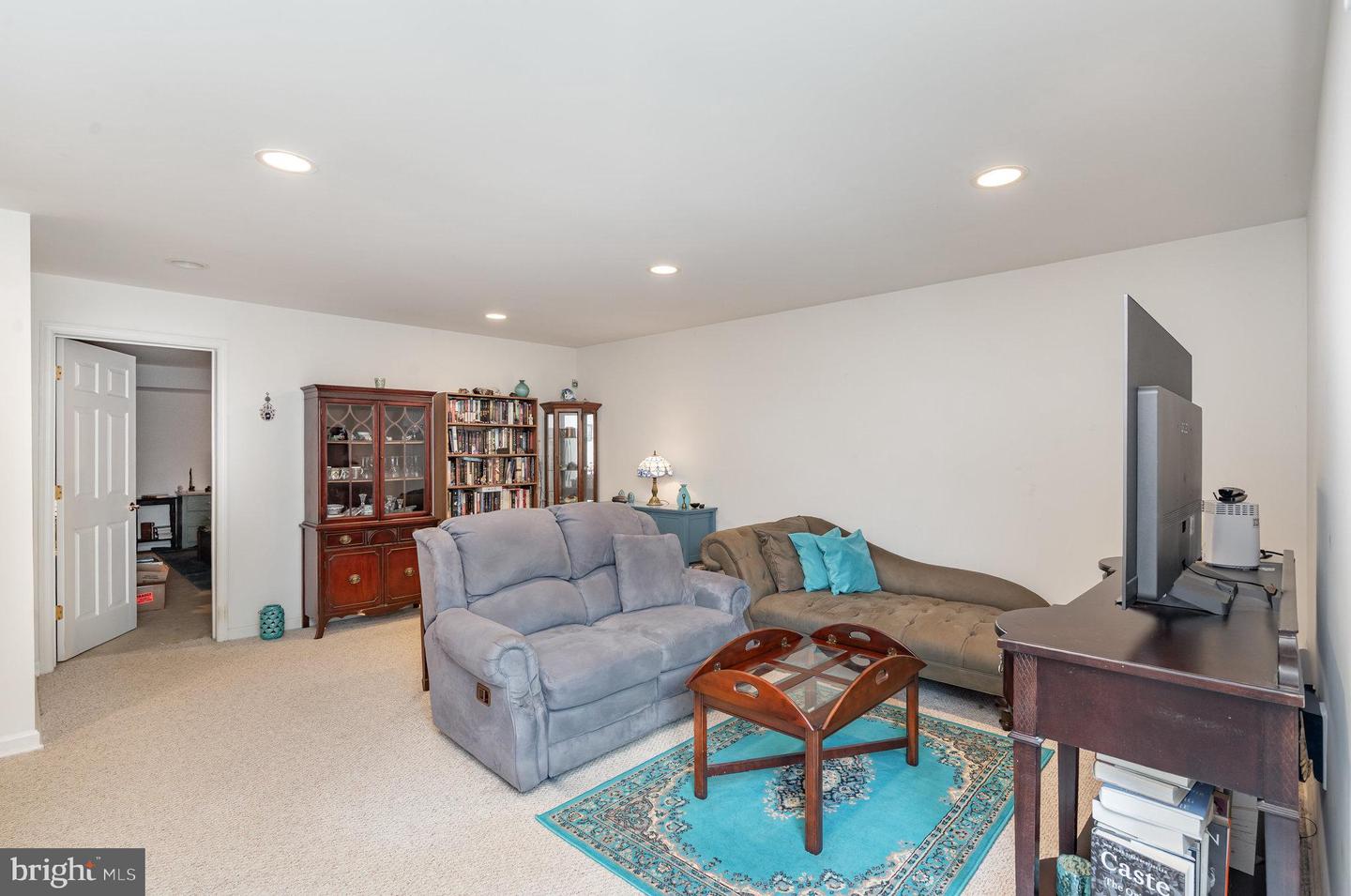 12 BRUNSWICK DR, FREDERICKSBURG, Virginia 22406, 3 Bedrooms Bedrooms, 11 Rooms Rooms,3 BathroomsBathrooms,Residential,For sale,12 BRUNSWICK DR,VAST2041744 MLS # VAST2041744