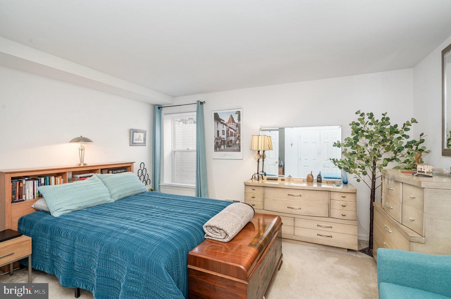 12 BRUNSWICK DR, FREDERICKSBURG, Virginia 22406, 3 Bedrooms Bedrooms, 11 Rooms Rooms,3 BathroomsBathrooms,Residential,For sale,12 BRUNSWICK DR,VAST2041744 MLS # VAST2041744