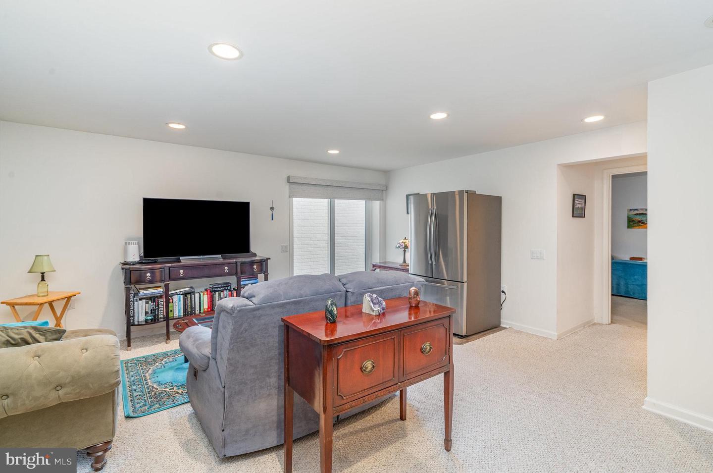 12 BRUNSWICK DR, FREDERICKSBURG, Virginia 22406, 3 Bedrooms Bedrooms, 11 Rooms Rooms,3 BathroomsBathrooms,Residential,For sale,12 BRUNSWICK DR,VAST2041744 MLS # VAST2041744