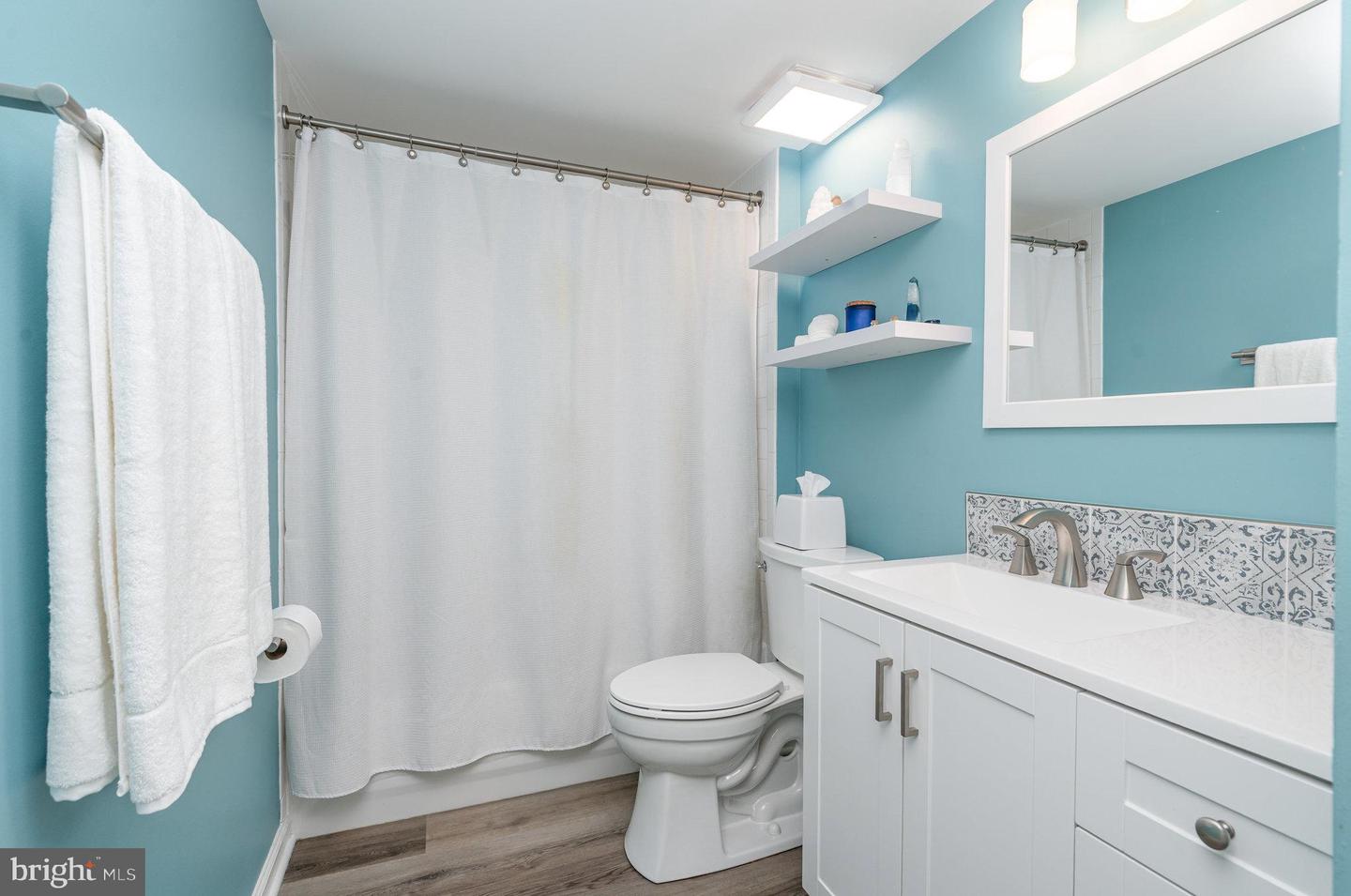 12 BRUNSWICK DR, FREDERICKSBURG, Virginia 22406, 3 Bedrooms Bedrooms, 11 Rooms Rooms,3 BathroomsBathrooms,Residential,For sale,12 BRUNSWICK DR,VAST2041744 MLS # VAST2041744