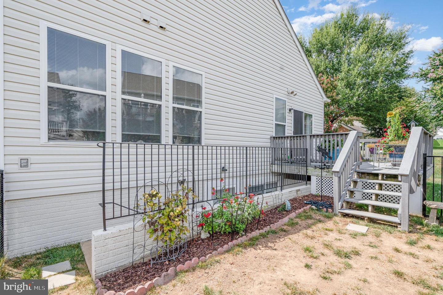 12 BRUNSWICK DR, FREDERICKSBURG, Virginia 22406, 3 Bedrooms Bedrooms, 11 Rooms Rooms,3 BathroomsBathrooms,Residential,For sale,12 BRUNSWICK DR,VAST2041744 MLS # VAST2041744