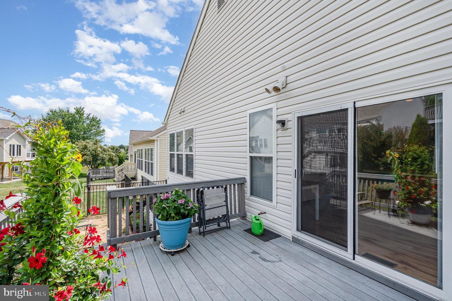 12 BRUNSWICK DR, FREDERICKSBURG, Virginia 22406, 3 Bedrooms Bedrooms, 11 Rooms Rooms,3 BathroomsBathrooms,Residential,For sale,12 BRUNSWICK DR,VAST2041744 MLS # VAST2041744