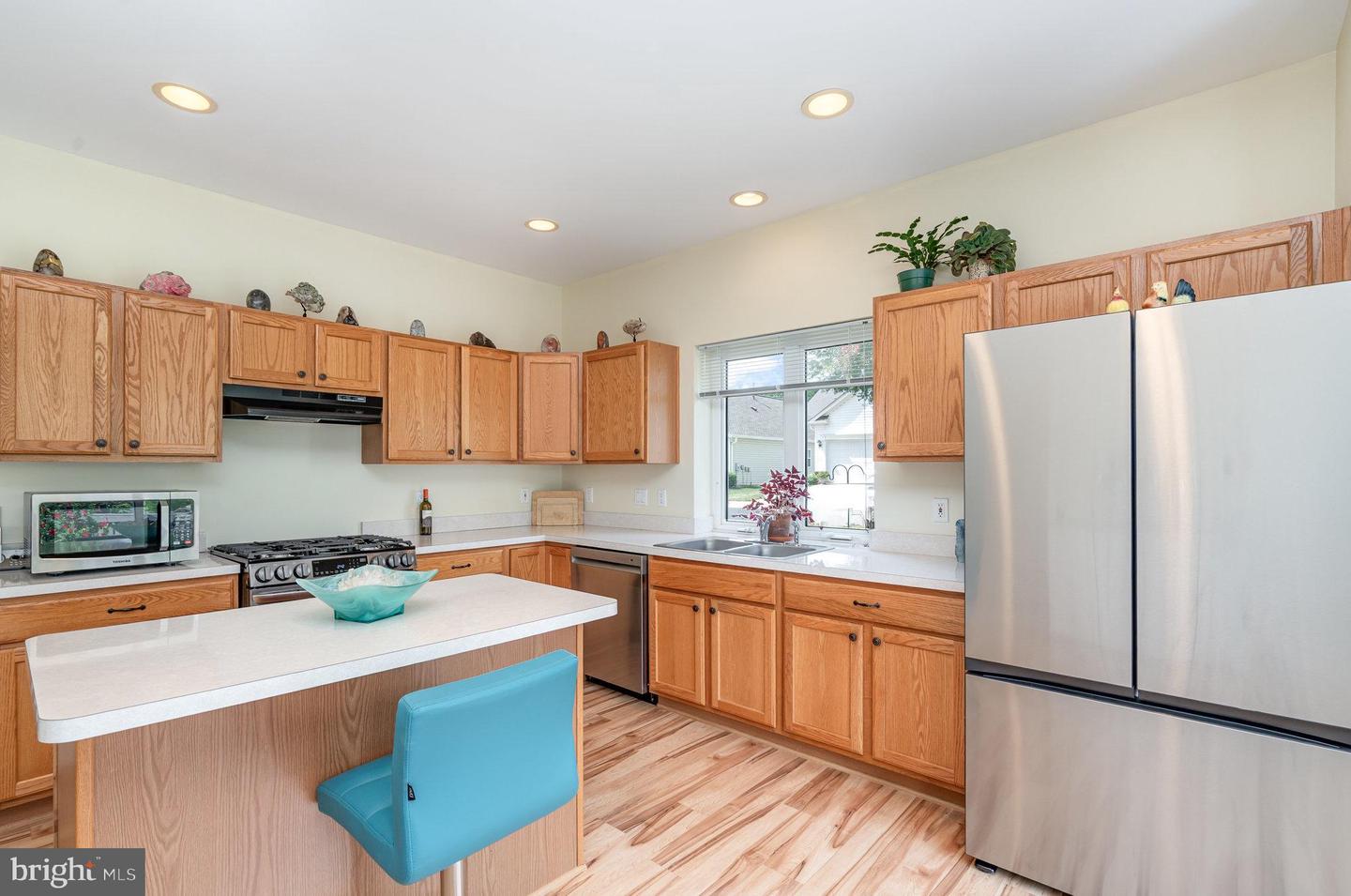 12 BRUNSWICK DR, FREDERICKSBURG, Virginia 22406, 3 Bedrooms Bedrooms, 11 Rooms Rooms,3 BathroomsBathrooms,Residential,For sale,12 BRUNSWICK DR,VAST2041744 MLS # VAST2041744