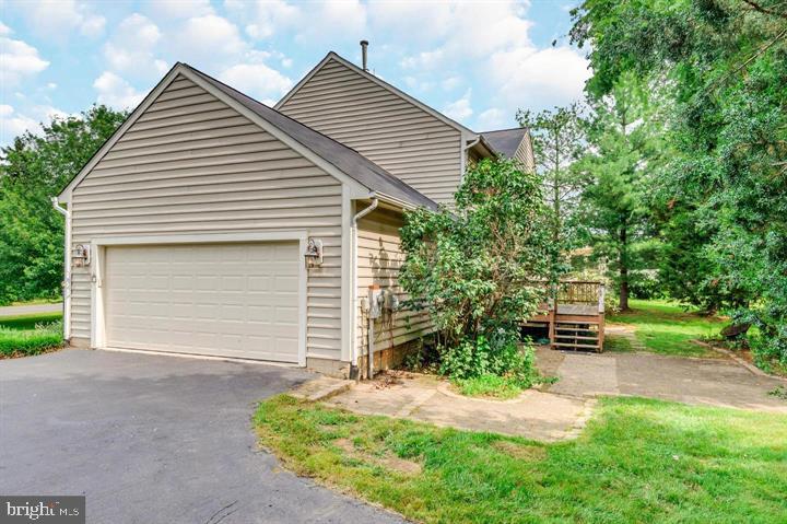 10457 PINEVIEW RD, MANASSAS, Virginia 20111, 5 Bedrooms Bedrooms, ,3 BathroomsBathrooms,Residential,For sale,10457 PINEVIEW RD,VAPW2101670 MLS # VAPW2101670