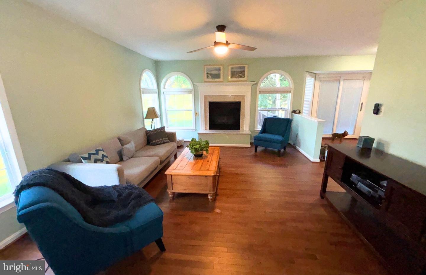 10457 PINEVIEW RD, MANASSAS, Virginia 20111, 5 Bedrooms Bedrooms, ,3 BathroomsBathrooms,Residential,For sale,10457 PINEVIEW RD,VAPW2101670 MLS # VAPW2101670