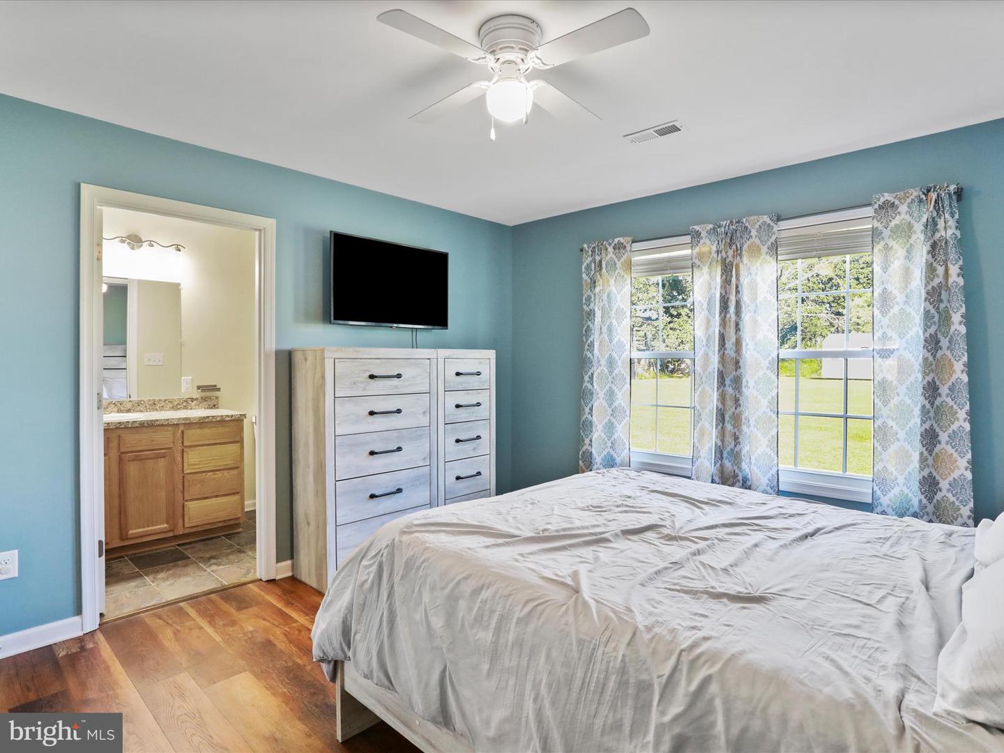 229 FROGTOWN LN, EDINBURG, Virginia 22824, 3 Bedrooms Bedrooms, ,2 BathroomsBathrooms,Residential,For sale,229 FROGTOWN LN,VASH2012260 MLS # VASH2012260