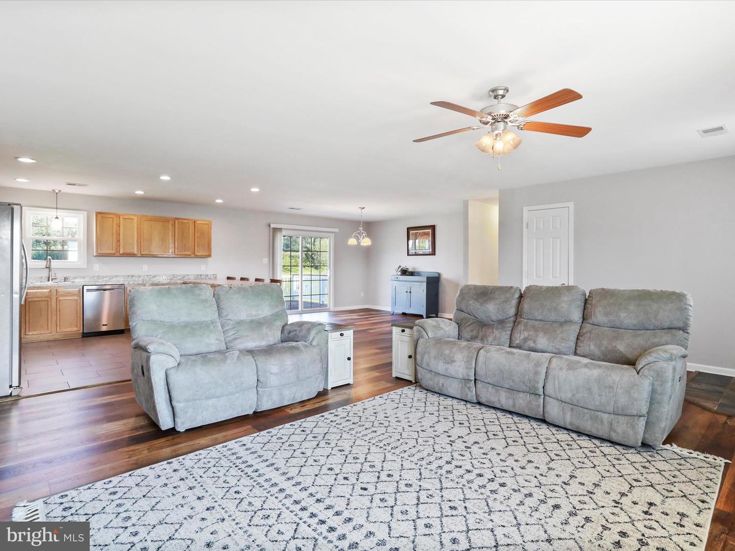 229 FROGTOWN LN, EDINBURG, Virginia 22824, 3 Bedrooms Bedrooms, ,2 BathroomsBathrooms,Residential,For sale,229 FROGTOWN LN,VASH2012260 MLS # VASH2012260