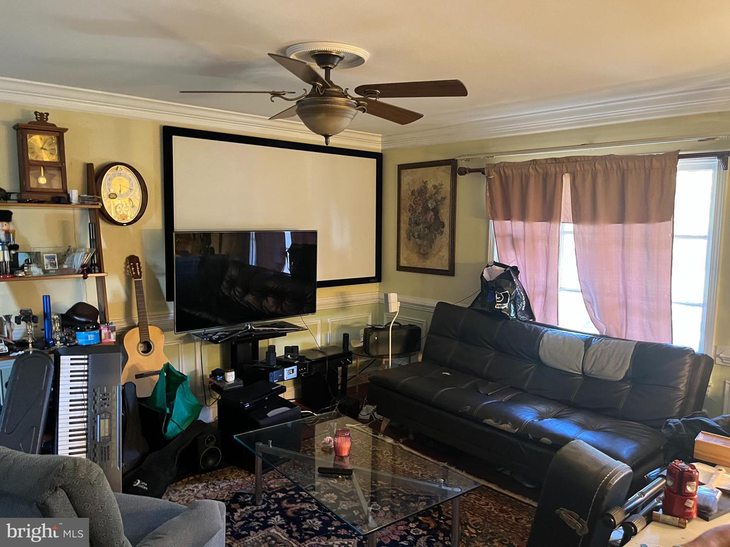 301 N ALDER AVE, STERLING, Virginia 20164, 3 Bedrooms Bedrooms, ,2 BathroomsBathrooms,Residential,For sale,301 N ALDER AVE,VALO2104814 MLS # VALO2104814