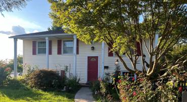 301 N ALDER AVE, STERLING, Virginia 20164, 3 Bedrooms Bedrooms, ,2 BathroomsBathrooms,Residential,For sale,301 N ALDER AVE,VALO2104814 MLS # VALO2104814