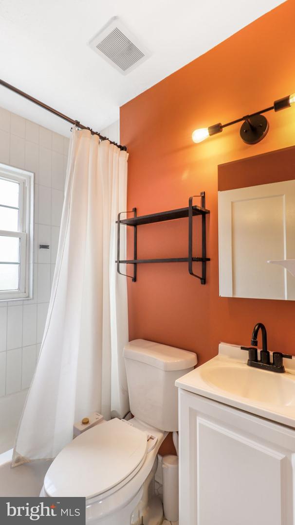 2344 HUNTER PL SE, WASHINGTON, District Of Columbia 20020, 2 Bedrooms Bedrooms, ,2 BathroomsBathrooms,Residential,For sale,2344 HUNTER PL SE,DCDC2215710 MLS # DCDC2215710 2344 HUNTER PL SE, WASHINGTON, District Of Columbia 20020, 2 Bedrooms Bedrooms, ,2 BathroomsBathrooms,Residential,For sale,2344 HUNTER PL SE,DCDC2215710 MLS # DCDC2215710