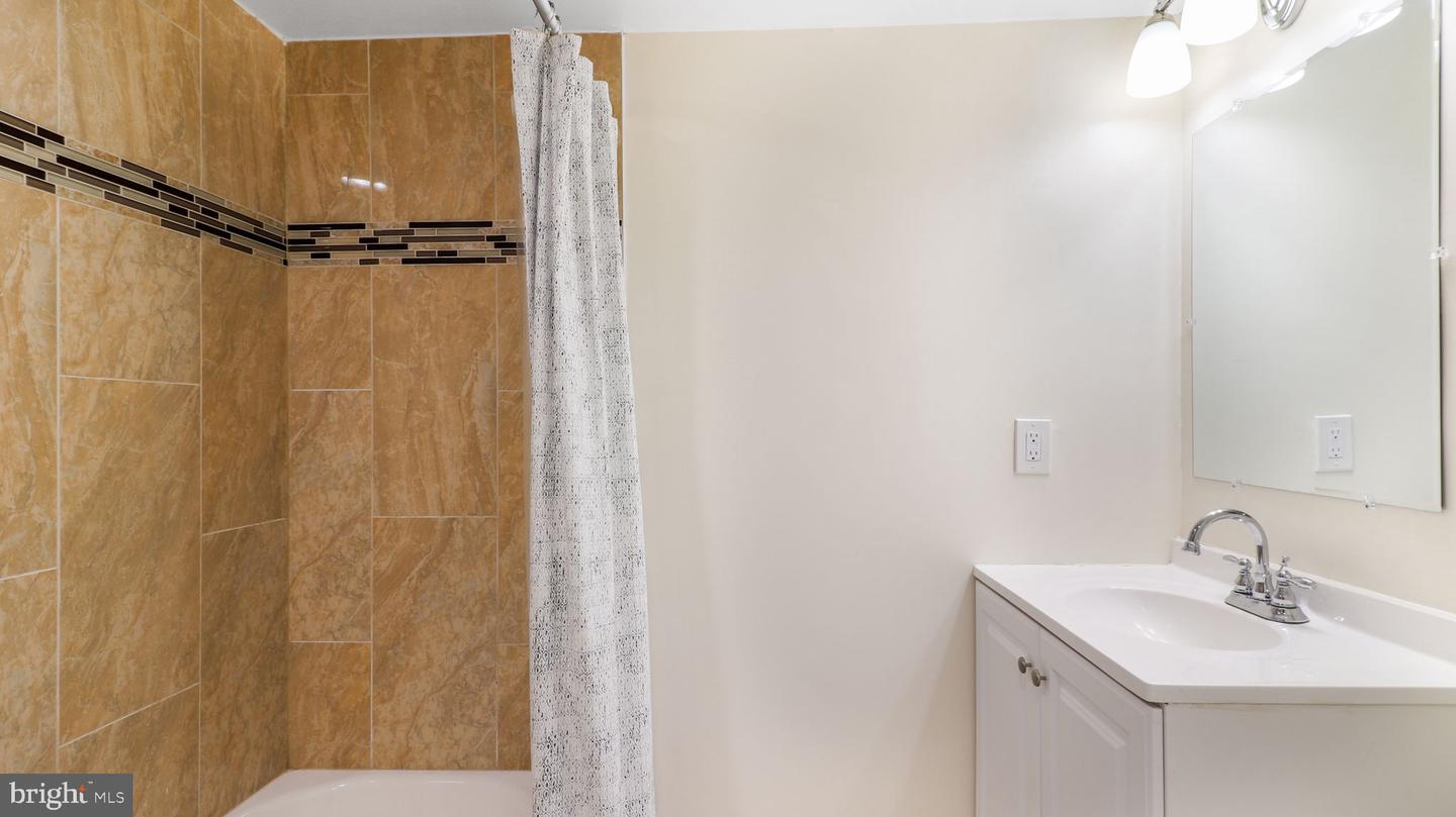 2344 HUNTER PL SE, WASHINGTON, District Of Columbia 20020, 2 Bedrooms Bedrooms, ,2 BathroomsBathrooms,Residential,For sale,2344 HUNTER PL SE,DCDC2215710 MLS # DCDC2215710 2344 HUNTER PL SE, WASHINGTON, District Of Columbia 20020, 2 Bedrooms Bedrooms, ,2 BathroomsBathrooms,Residential,For sale,2344 HUNTER PL SE,DCDC2215710 MLS # DCDC2215710