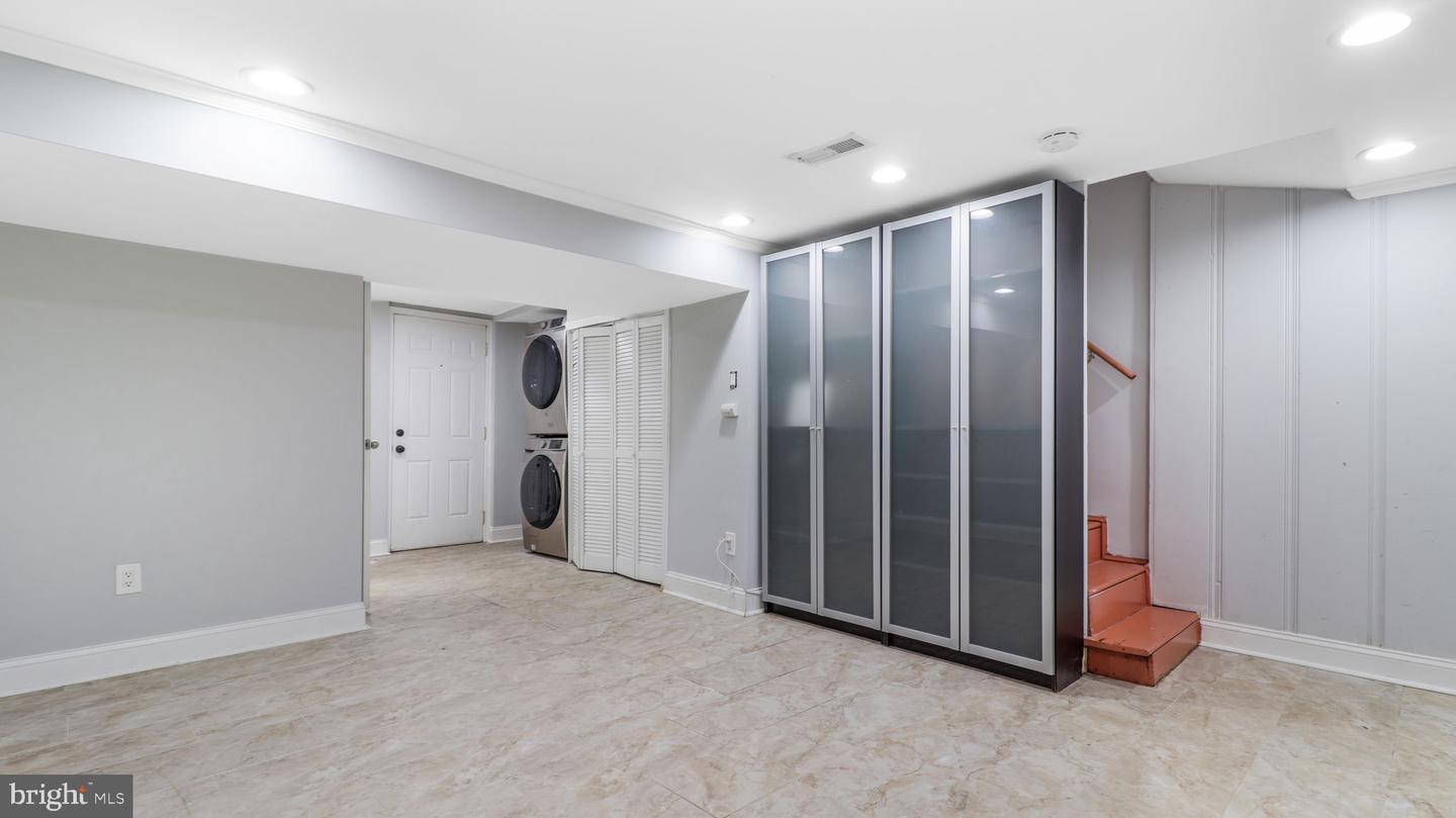 2344 HUNTER PL SE, WASHINGTON, District Of Columbia 20020, 2 Bedrooms Bedrooms, ,2 BathroomsBathrooms,Residential,For sale,2344 HUNTER PL SE,DCDC2215710 MLS # DCDC2215710 2344 HUNTER PL SE, WASHINGTON, District Of Columbia 20020, 2 Bedrooms Bedrooms, ,2 BathroomsBathrooms,Residential,For sale,2344 HUNTER PL SE,DCDC2215710 MLS # DCDC2215710