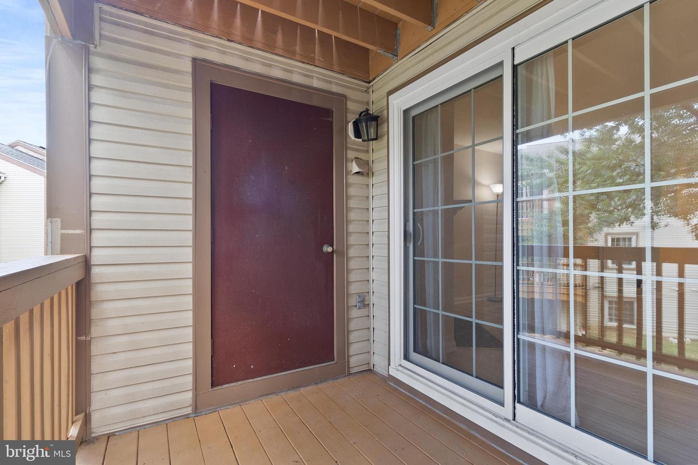 6920 VICTORIA DR #F, ALEXANDRIA, Virginia 22310, 2 Bedrooms Bedrooms, ,2 BathroomsBathrooms,Residential,For sale,6920 VICTORIA DR #F,VAFX2262076 MLS # VAFX2262076