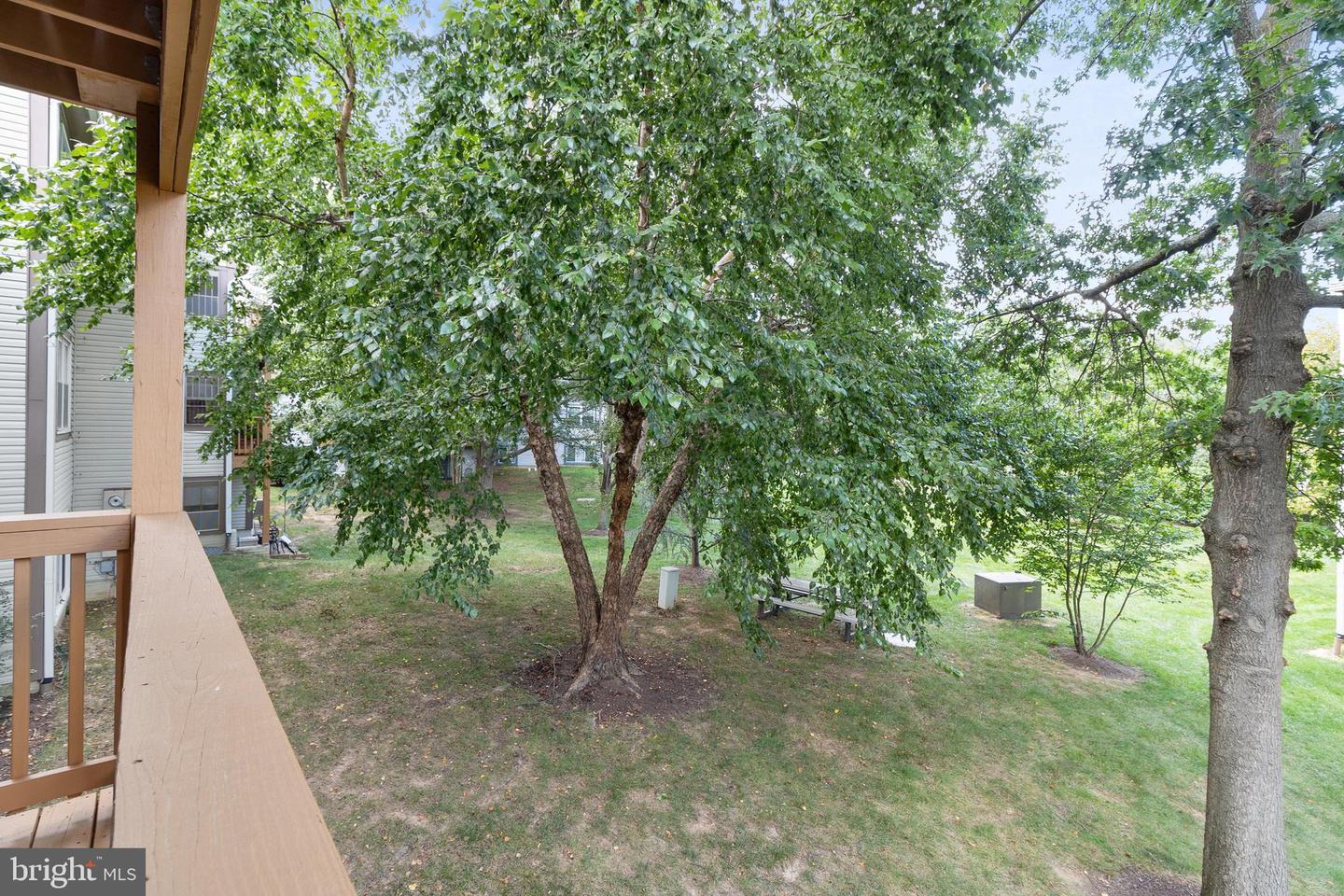 6920 VICTORIA DR #F, ALEXANDRIA, Virginia 22310, 2 Bedrooms Bedrooms, ,2 BathroomsBathrooms,Residential,For sale,6920 VICTORIA DR #F,VAFX2262076 MLS # VAFX2262076