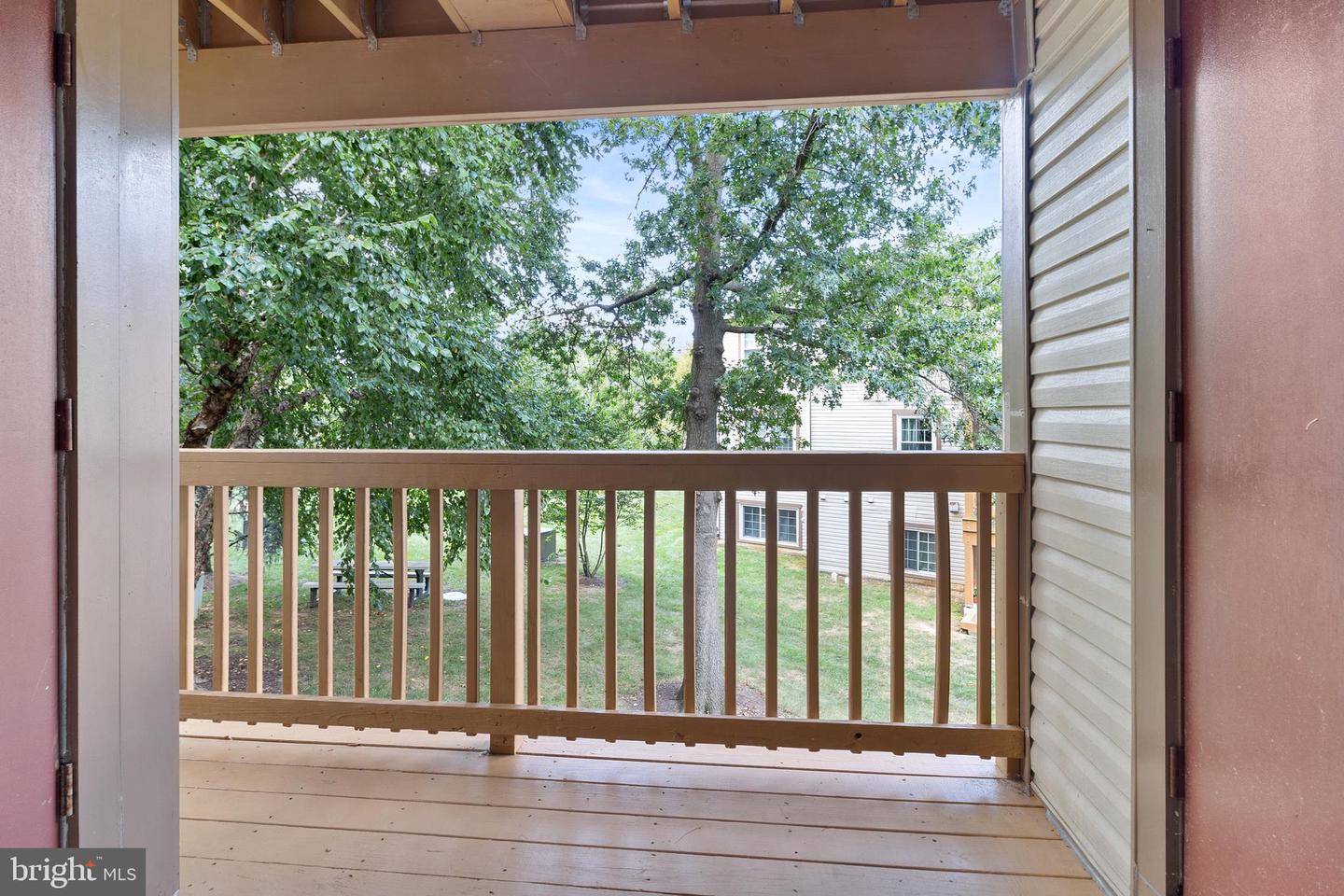 6920 VICTORIA DR #F, ALEXANDRIA, Virginia 22310, 2 Bedrooms Bedrooms, ,2 BathroomsBathrooms,Residential,For sale,6920 VICTORIA DR #F,VAFX2262076 MLS # VAFX2262076