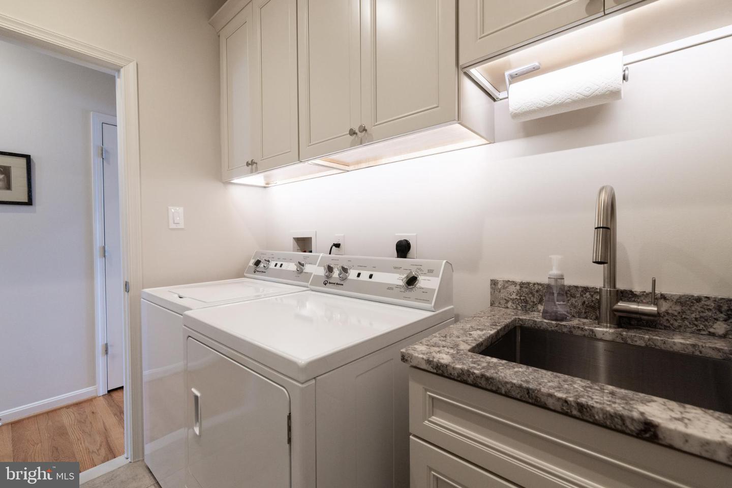 170 GREEN SPRING RD, WINCHESTER, Virginia 22603, 4 Bedrooms Bedrooms, 8 Rooms Rooms,2 BathroomsBathrooms,Residential,For sale,170 GREEN SPRING RD,VAFV2036240 MLS # VAFV2036240