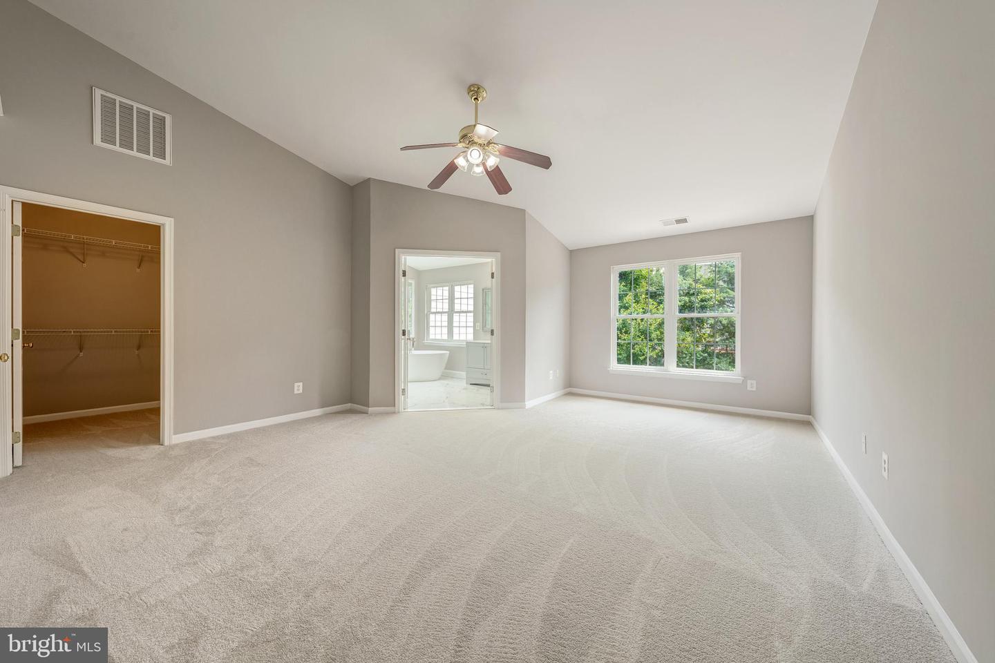 22528 SCATTERSVILLE GAP TER, ASHBURN, Virginia 20148, 3 Bedrooms Bedrooms, ,2 BathroomsBathrooms,Residential,For sale,22528 SCATTERSVILLE GAP TER,VALO2104884 MLS # VALO2104884