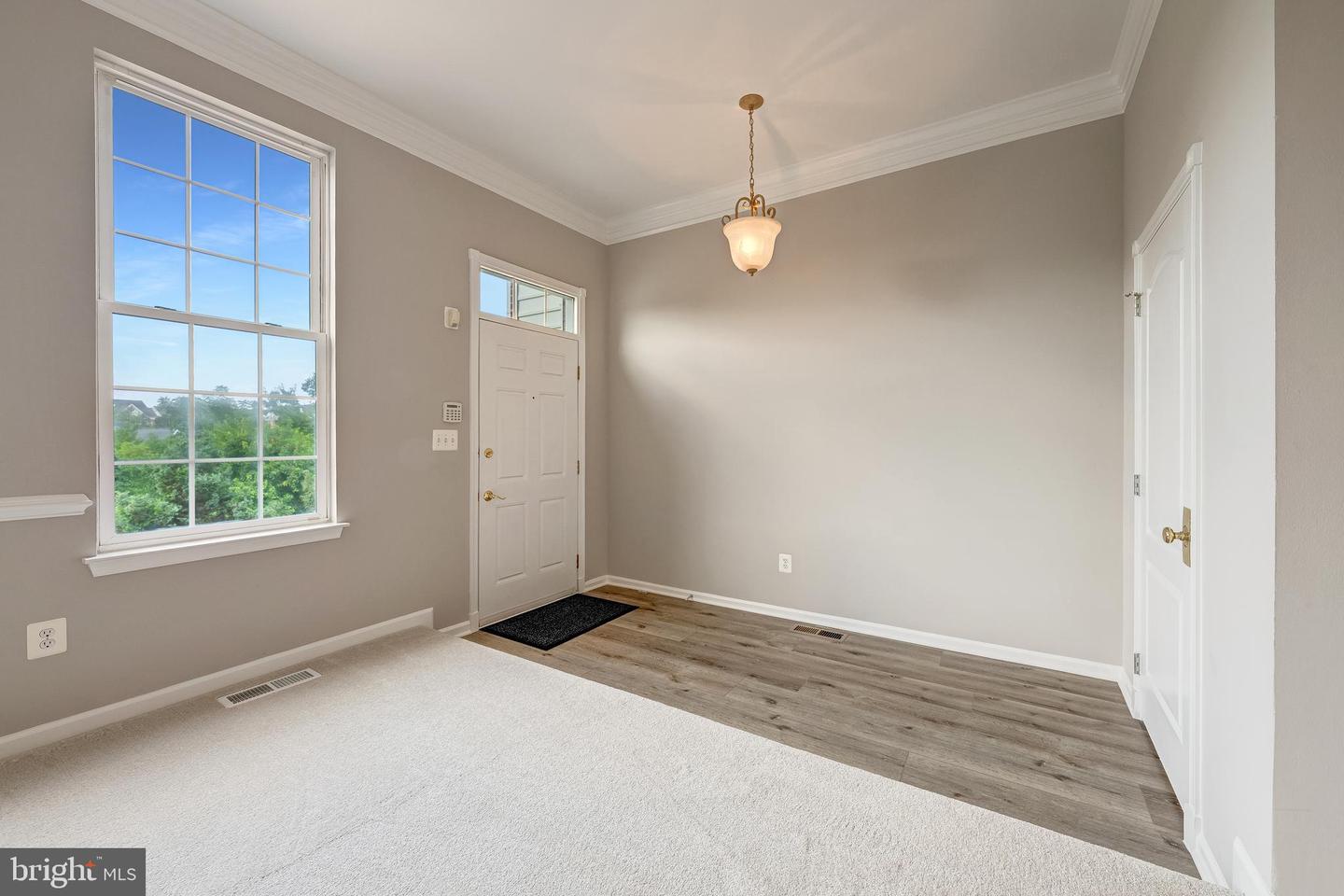 22528 SCATTERSVILLE GAP TER, ASHBURN, Virginia 20148, 3 Bedrooms Bedrooms, ,2 BathroomsBathrooms,Residential,For sale,22528 SCATTERSVILLE GAP TER,VALO2104884 MLS # VALO2104884