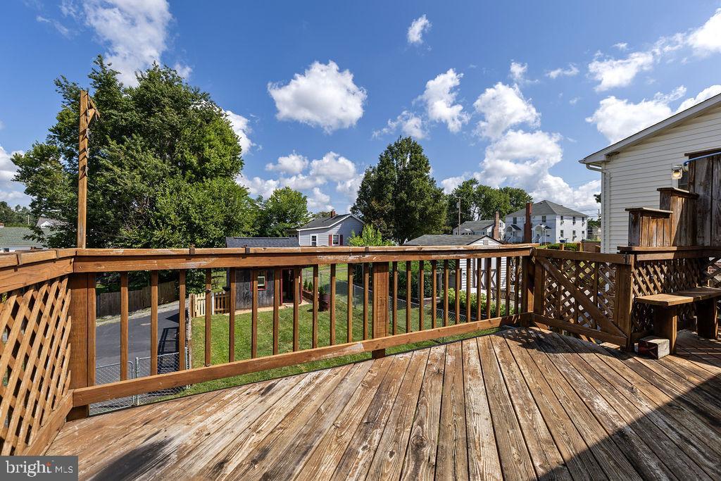 414 E 6TH ST, FRONT ROYAL, Virginia 22630, 2 Bedrooms Bedrooms, 4 Rooms Rooms,2 BathroomsBathrooms,Residential,For sale,414 E 6TH ST,VAWR2012018 MLS # VAWR2012018