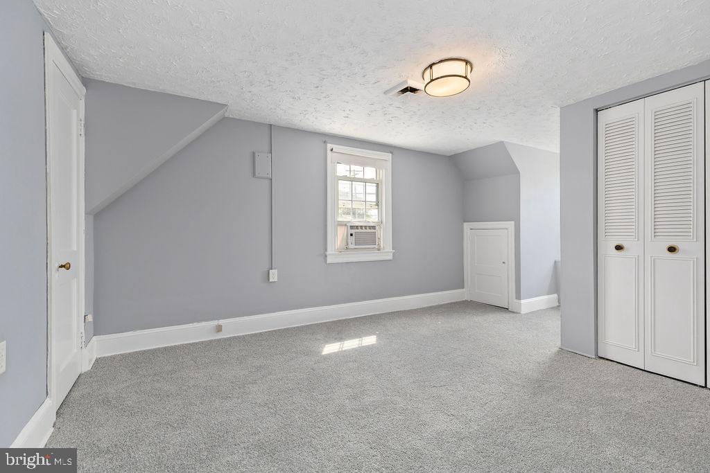 414 E 6TH ST, FRONT ROYAL, Virginia 22630, 2 Bedrooms Bedrooms, 4 Rooms Rooms,2 BathroomsBathrooms,Residential,For sale,414 E 6TH ST,VAWR2012018 MLS # VAWR2012018