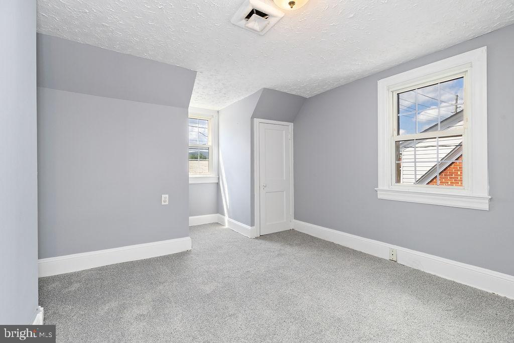 414 E 6TH ST, FRONT ROYAL, Virginia 22630, 2 Bedrooms Bedrooms, 4 Rooms Rooms,2 BathroomsBathrooms,Residential,For sale,414 E 6TH ST,VAWR2012018 MLS # VAWR2012018