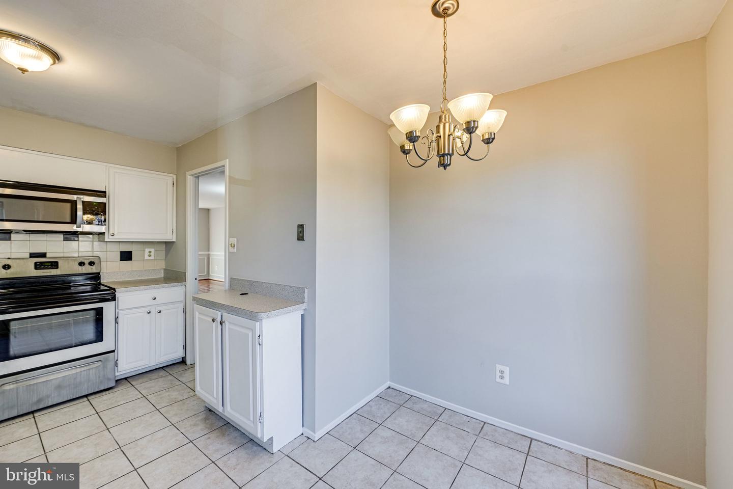 1727 CY CT, VIENNA, Virginia 22182, 4 Bedrooms Bedrooms, ,3 BathroomsBathrooms,Residential,For sale,1727 CY CT,VAFX2262146 MLS # VAFX2262146