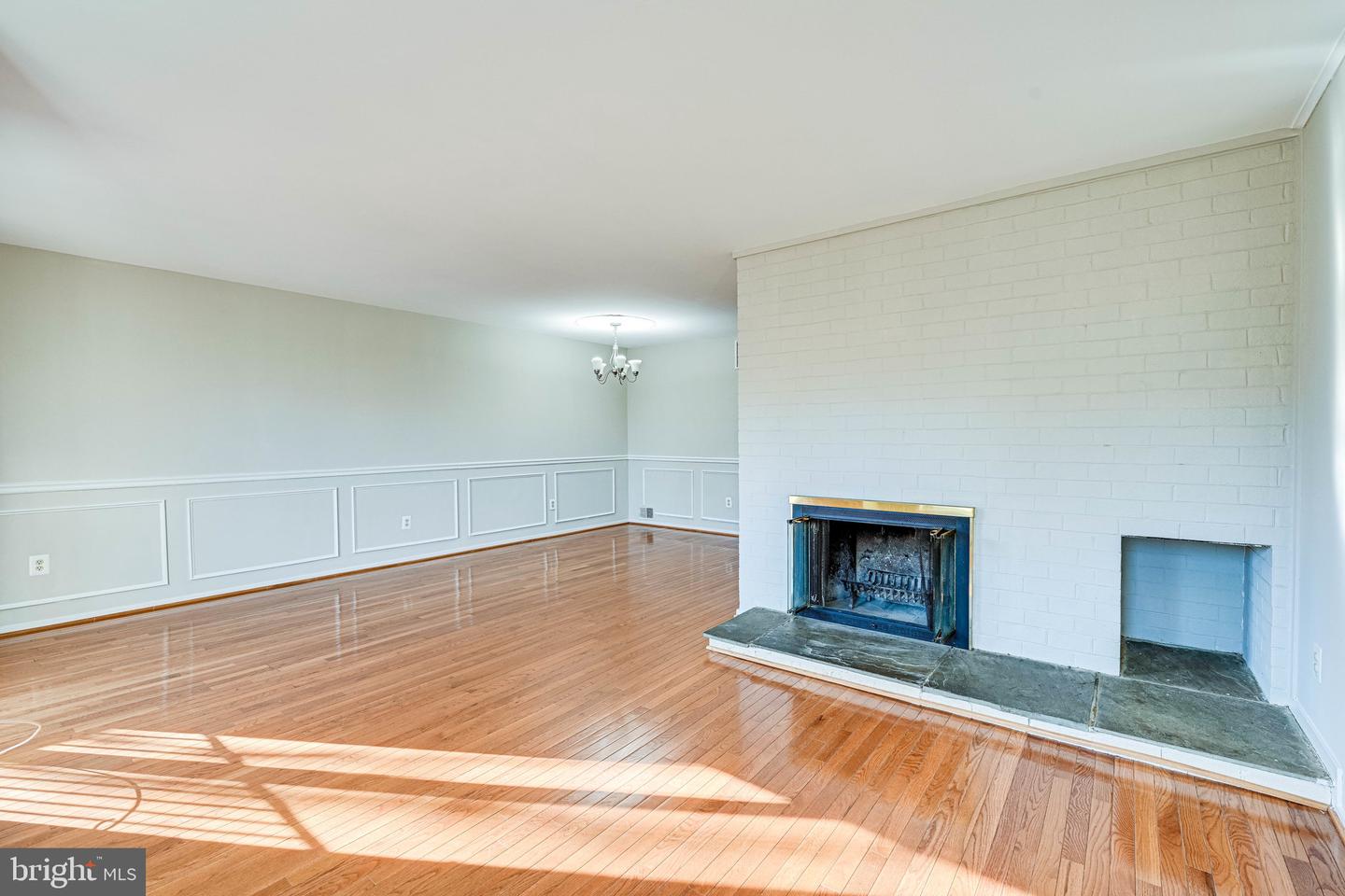1727 CY CT, VIENNA, Virginia 22182, 4 Bedrooms Bedrooms, ,3 BathroomsBathrooms,Residential,For sale,1727 CY CT,VAFX2262146 MLS # VAFX2262146