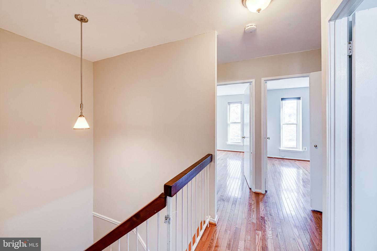 1727 CY CT, VIENNA, Virginia 22182, 4 Bedrooms Bedrooms, ,3 BathroomsBathrooms,Residential,For sale,1727 CY CT,VAFX2262146 MLS # VAFX2262146