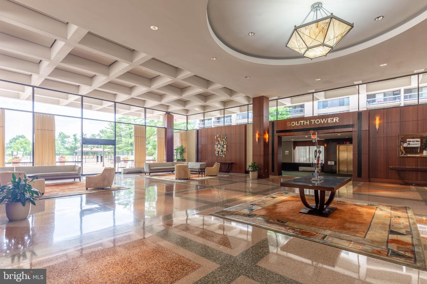 3701 SOUTH GEORGE MASON DR S #101N, FALLS CHURCH, Virginia 22041, 1 Bedroom Bedrooms, ,1 BathroomBathrooms,Residential,For sale,3701 SOUTH GEORGE MASON DR S #101N,VAFX2262194 MLS # VAFX2262194
