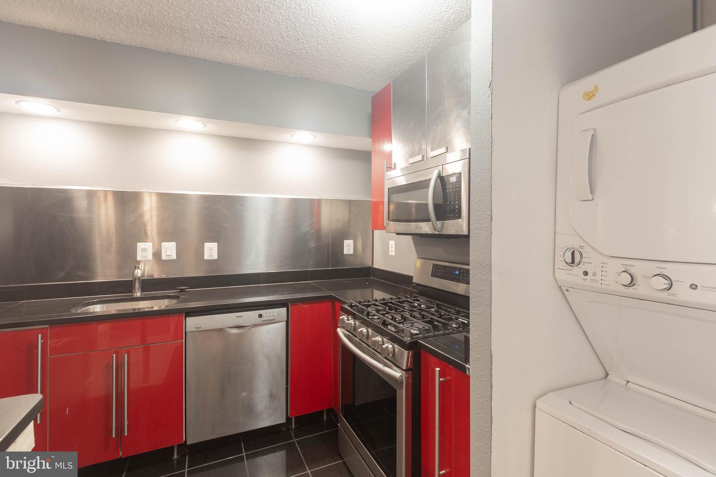 3701 SOUTH GEORGE MASON DR S #101N, FALLS CHURCH, Virginia 22041, 1 Bedroom Bedrooms, ,1 BathroomBathrooms,Residential,For sale,3701 SOUTH GEORGE MASON DR S #101N,VAFX2262194 MLS # VAFX2262194