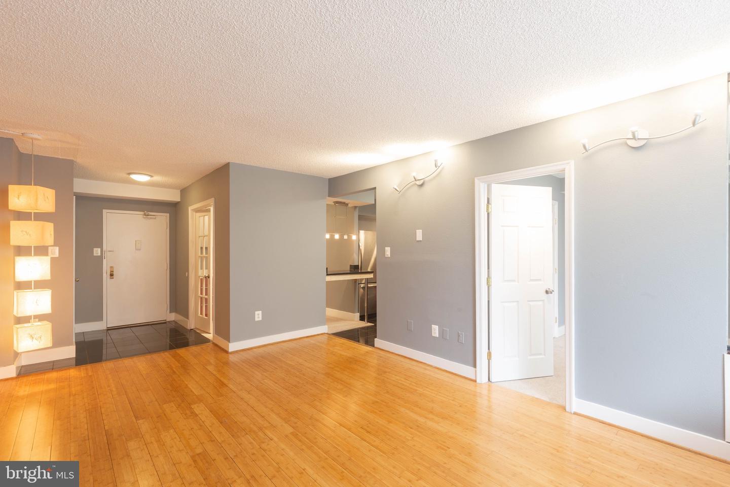 3701 SOUTH GEORGE MASON DR S #101N, FALLS CHURCH, Virginia 22041, 1 Bedroom Bedrooms, ,1 BathroomBathrooms,Residential,For sale,3701 SOUTH GEORGE MASON DR S #101N,VAFX2262194 MLS # VAFX2262194